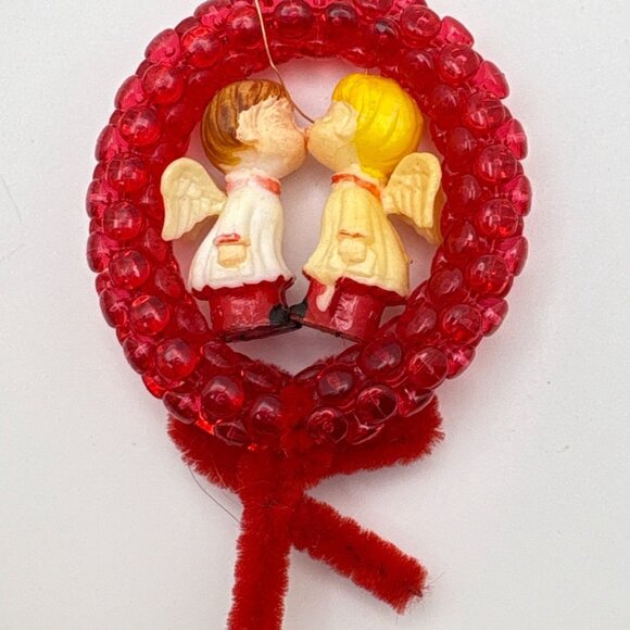 Vintage Kissing Angels Christmas Tree Ornament Red Beaded Handmade - Picture 2 of 6
